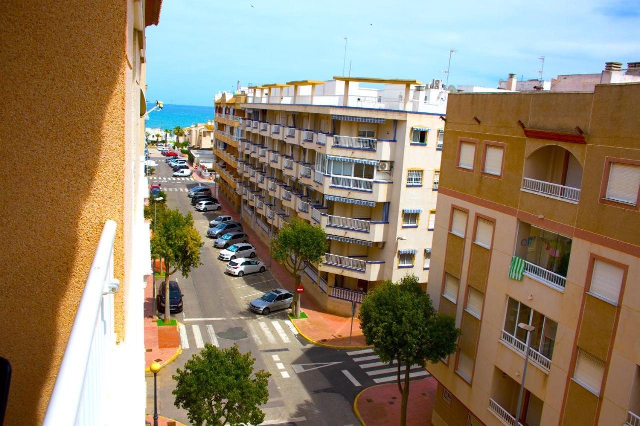 Los Naranjos Guardamar del Segura Exterior foto